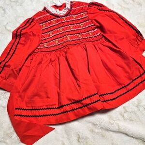 Poly Finders hand smocked dress t3